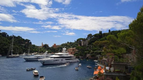 Azzurra holiday home - 850 m al mare - 75 mq - balconata vivibile - wi-fi - pay tv gratis - posteggio auto condominiale non assegnato Rapallo